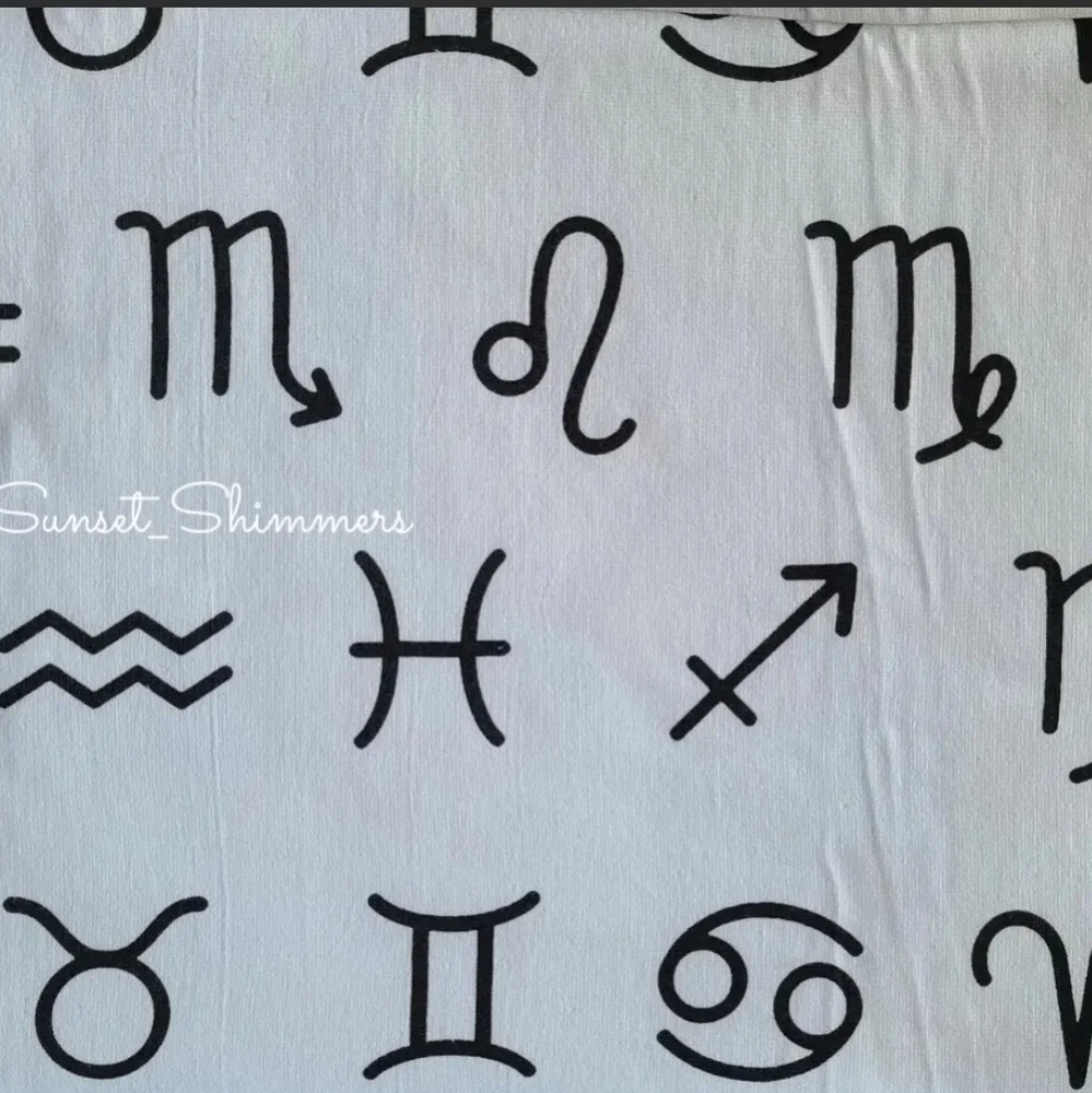6PC Deborah Connolly Astrology Zodiac Sign Black & White Bath Hand Tip Towel Set